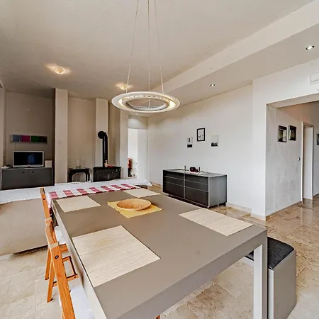 Gorgeous In Stankovici Apartamento