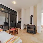 2 Bedroom Amazing In Stankovici *