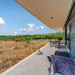 2 Bedroom Amazing In Stankovici