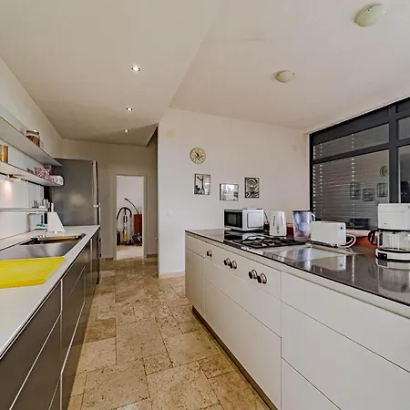 2 Bedroom Beautiful In Stankovici Orebic