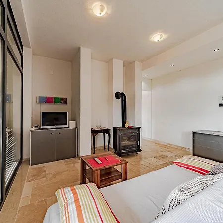 Gorgeous In Stankovici