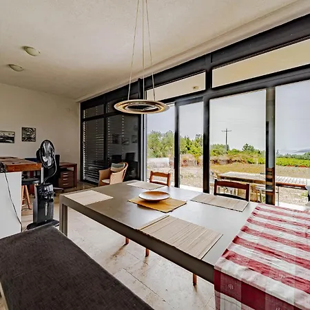 2 Bedroom Beautiful In Stankovici *