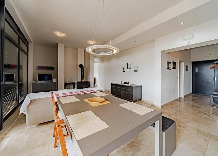 Gorgeous In Stankovici Apartman